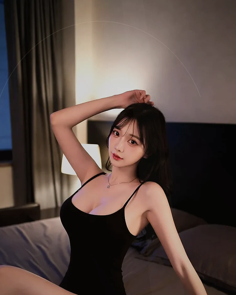 경남 함양군 백전면 · 조용한 객실 침대 옆의 인물