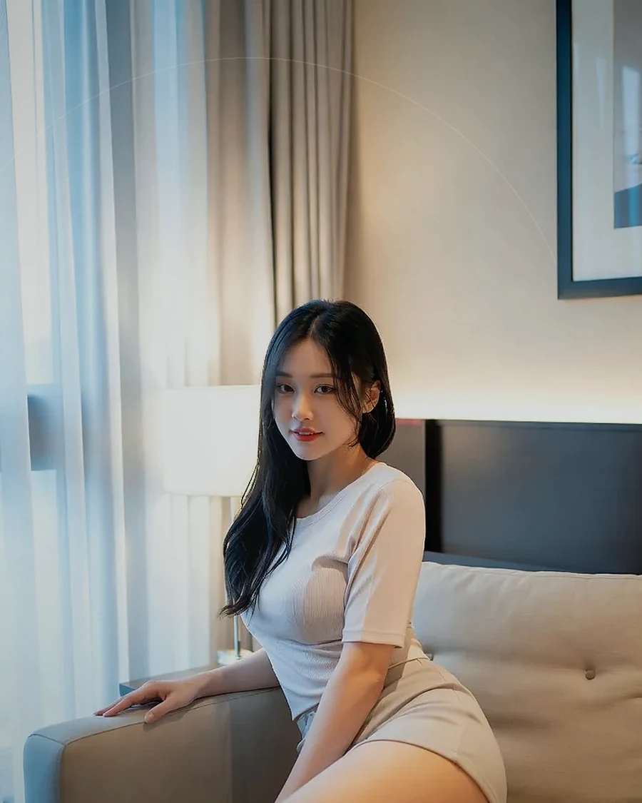 경남 거창군 거창읍 · 도시 불빛이 보이는 객실의 인물
